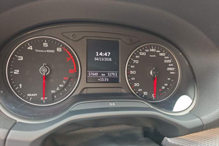 Used Audi Q2L 2020 35 TFSI Ambition Dynamic Edition Odometer Close Up