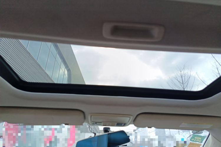 Used Honda CR-V 2013 2.4L two-wheel drive luxury version Headliner