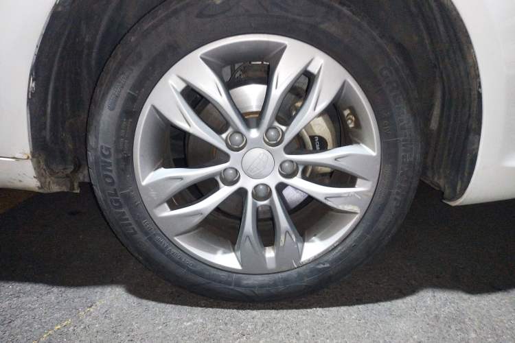 Used Geely Auto Emgrand 2016 Sedan 1.5L Manual Upward Edition