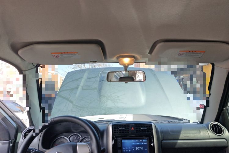 Used Suzuki Jimny 2015 1.3 AT Mode3 Navigation Edition