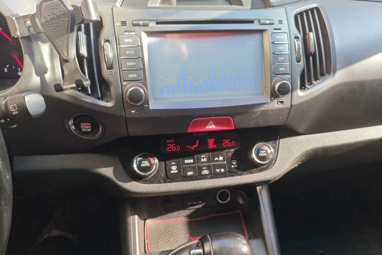 Used Kia Sportage R 2011 2.0L Automatic Two-Wheel Drive Premium Edition
