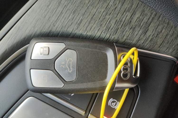 Used Audi A4L 2022 40 TFSI Luxury Prestige Edition