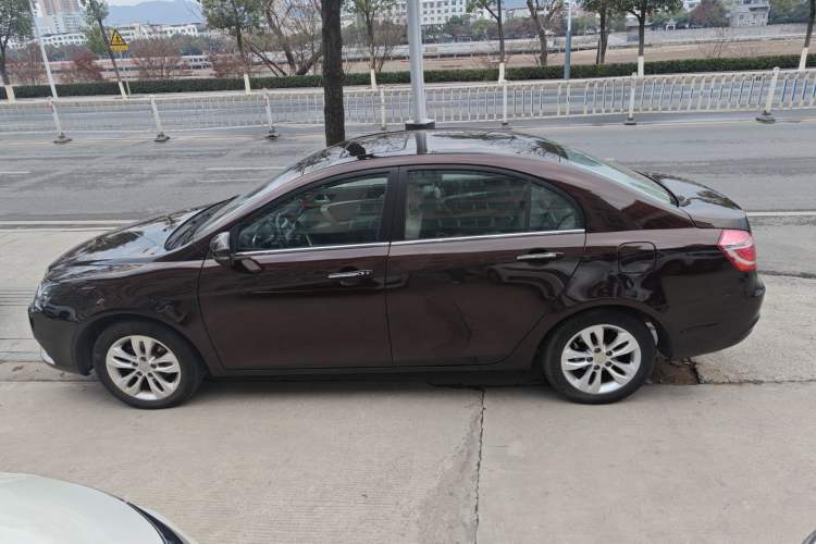 Used Geely Auto Emgrand 2014 Sedan 1.5L Manual Elite Model
