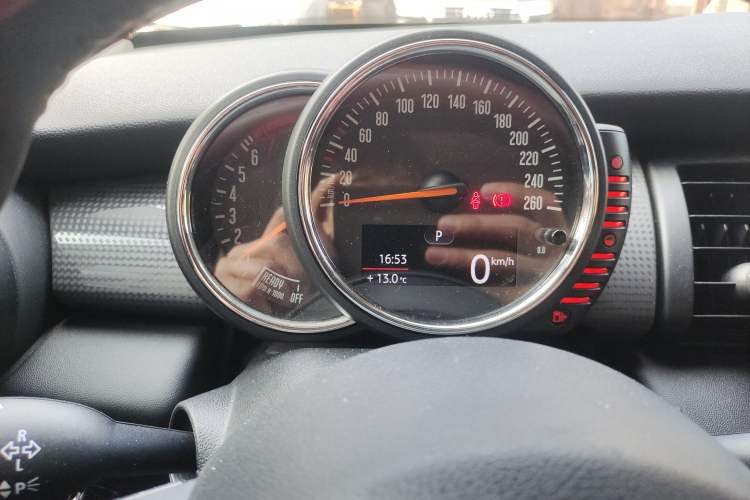 Used MINI MINI 2016 1.5T COOPER Five-Door Edition