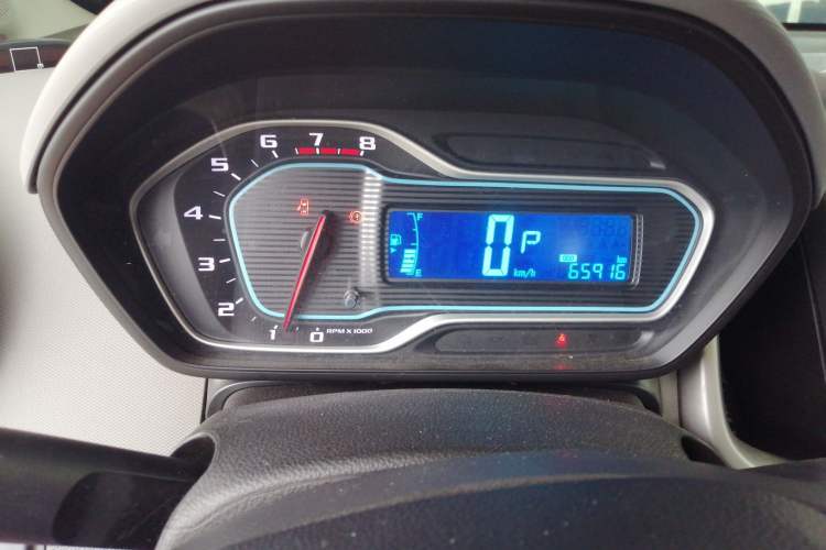 Used Chevrolet Aveo Sonic 2014 Sedan 1.4SL AT Fashion Edition
