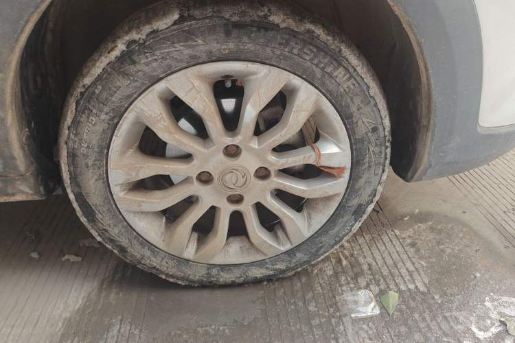 Used Dongfeng Aeolus AX3 2016 1.5L Manual ZhiKu Model