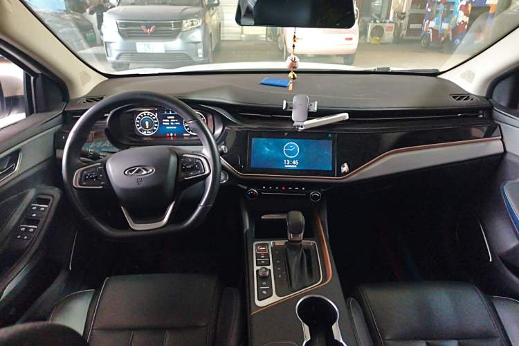 Used Chery Arrizo 5 PLUS 2021 XiaoAI 1.5L CVT Enjoy PLUS Center Console