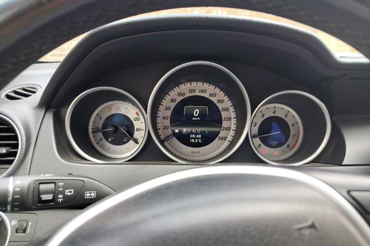 Used Mercedes-Benz C-Class 2011 C 200 Fashion Travel Edition Instrument Cluster