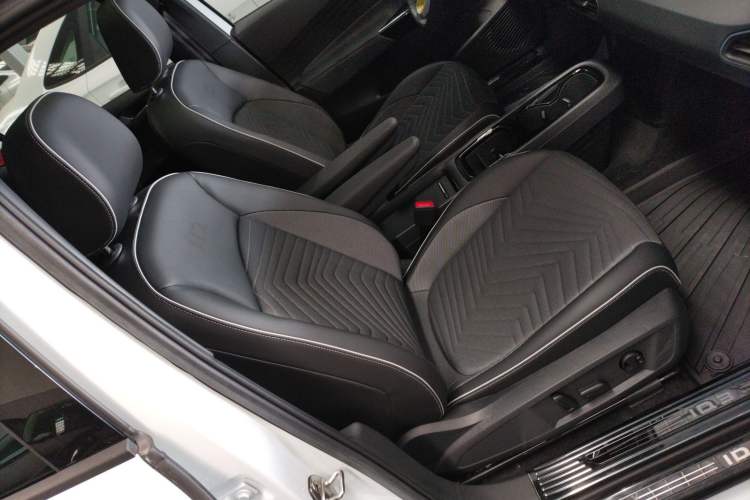 Used Volkswagen ID.3 2023 Upgraded Model Pure Intelligent Enjoyment Version Right Front Seat