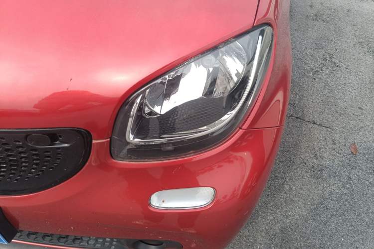 Used smart forfour 2016 1.0L 52 kW Passion Edition
