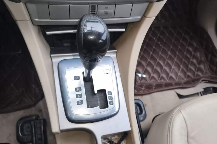 Used Ford Focus 2013 Hatchback Classic 1.8L Automatic Fashion Edition
