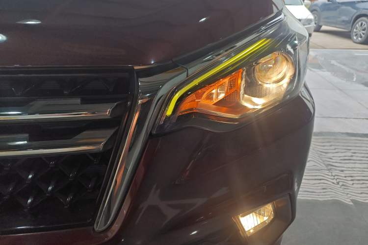 Used Venucia T70 2018 2.0L CVT Smart Enjoyment Version
