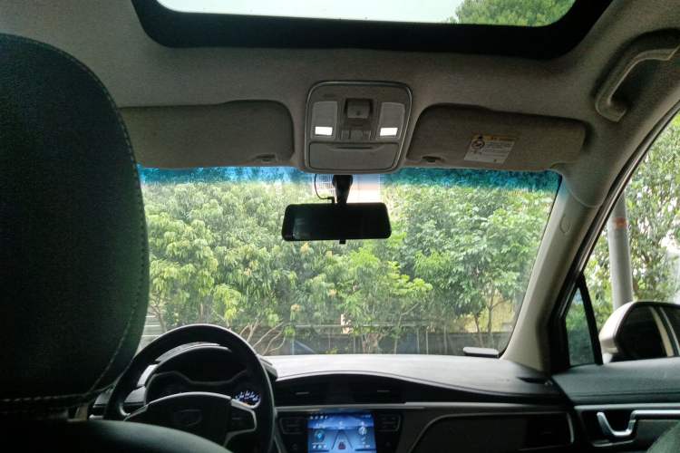 Used Geely Auto Emgrand GS 2016 Sport Edition 1.8L Automatic LingShang Model Headliner