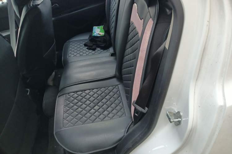 Used Chevrolet Trax 2016 1.4T Automatic Two-Wheel Drive Comfort Version with Sunroof Left Rear Seat