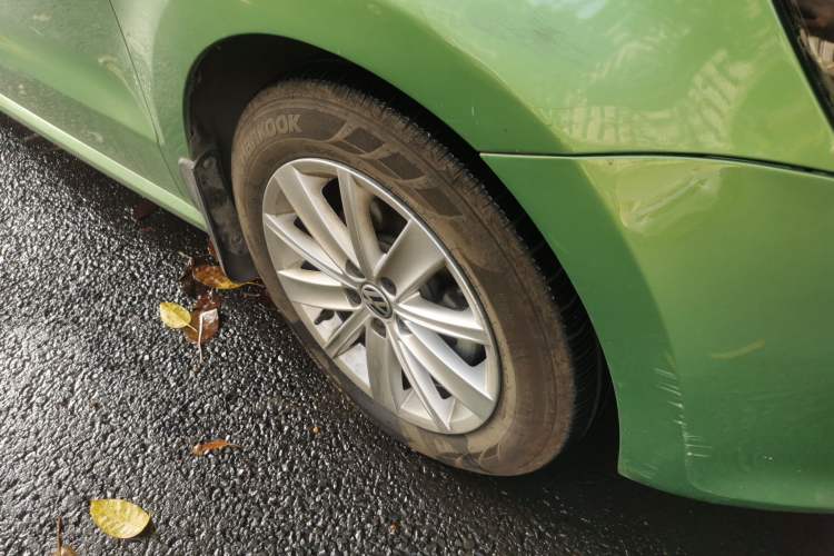 Used Volkswagen Polo 2013 1.6L Automatic Luxury Edition
