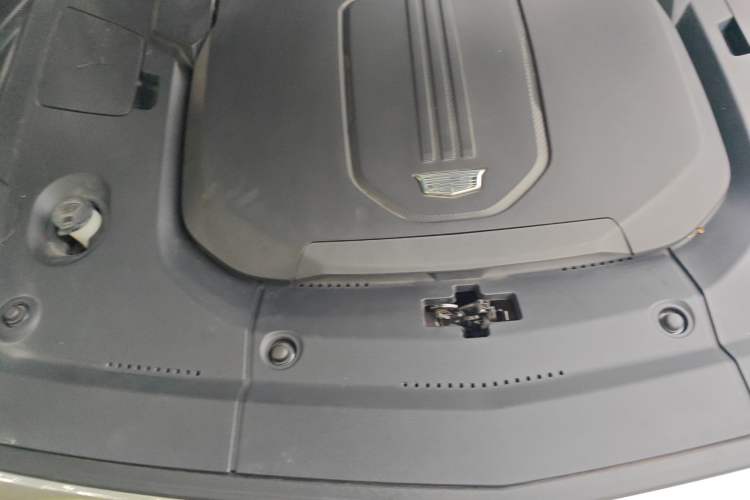 Used Cadillac LYRIQ 2022 Rear-Drive Long-Range Luxury Edition
