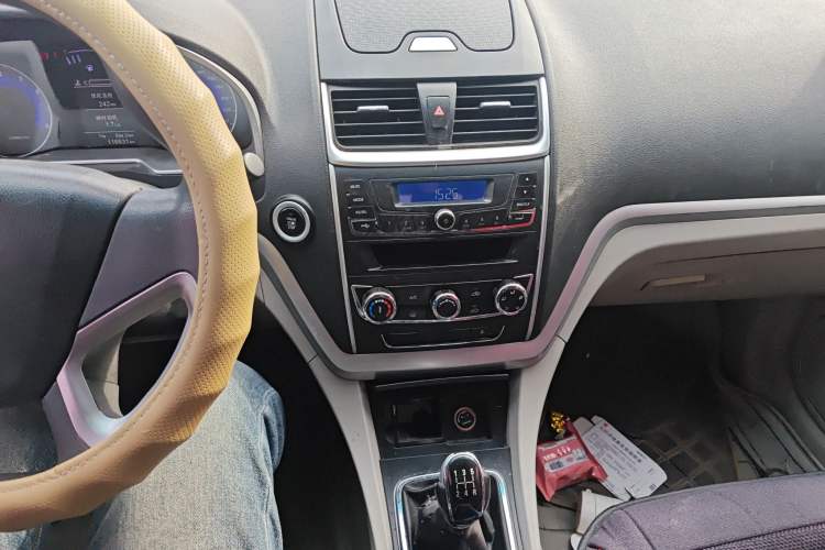 Used Geely Auto Emgrand 2016 Sedan 1.5L Manual Fashion Edition