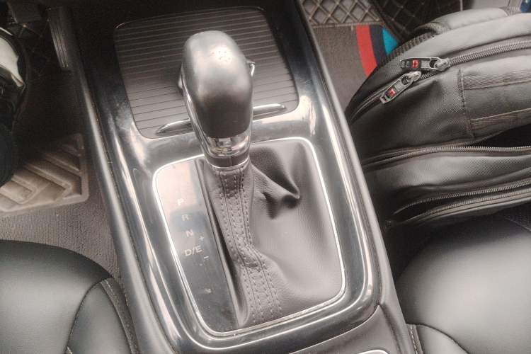 Used Roewe i5 2020 1.5L Automatic 4G Connect Luxury Flagship Edition