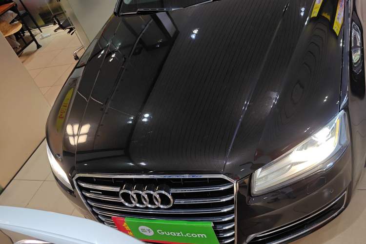 Used Audi A8 2014 A8L 45 TFSI quattro Comfort model
