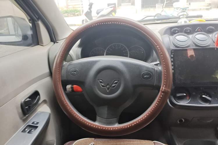 Used Wuling Hongguang 2013 1.5L Base Version