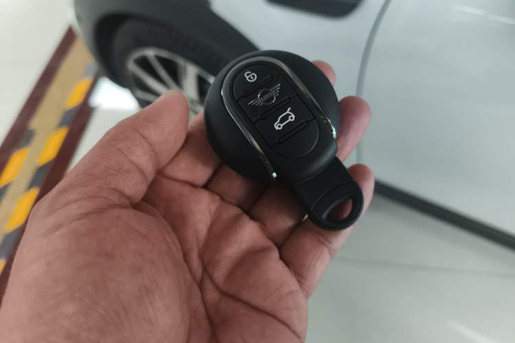 Used MINI 2023 Updated 1.5T COOPER Artist Five-Door Edition Interior 1