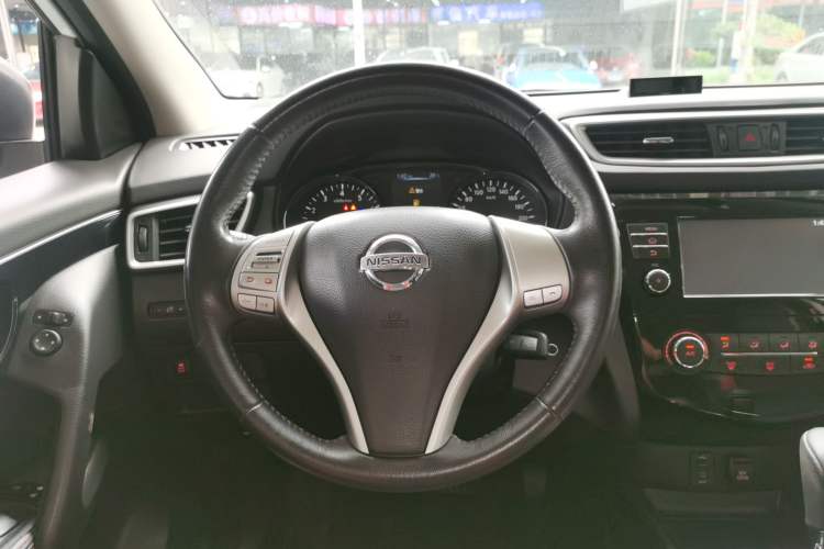 Used Nissan Qashqai 2017 2.0L CVT Smart Enjoyment Version China VI Standard
