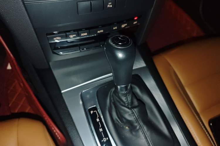 Used Mercedes-Benz E-Class 2012 E 200 CGI Coupe