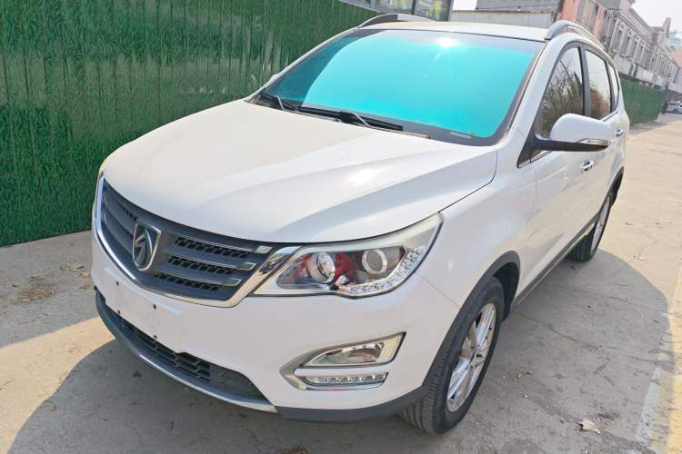 Used Baojun 560 2016 1.8L Manual Elite Edition
