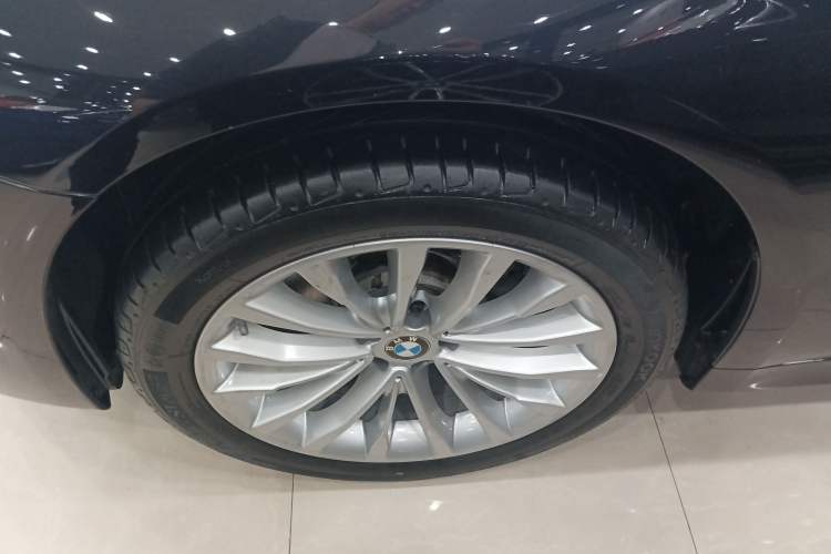 Used BMW 5 Series 2022 Second Facelift 525Li Luxury Package
