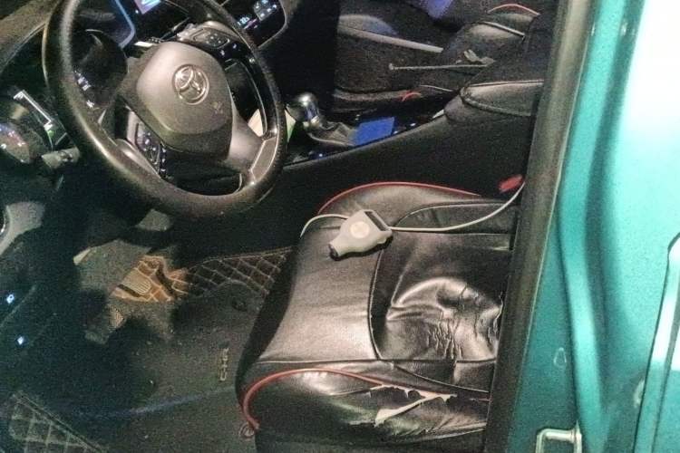 Used Toyota C-HR 2018 2.0L Luxury Edition China VI Standard