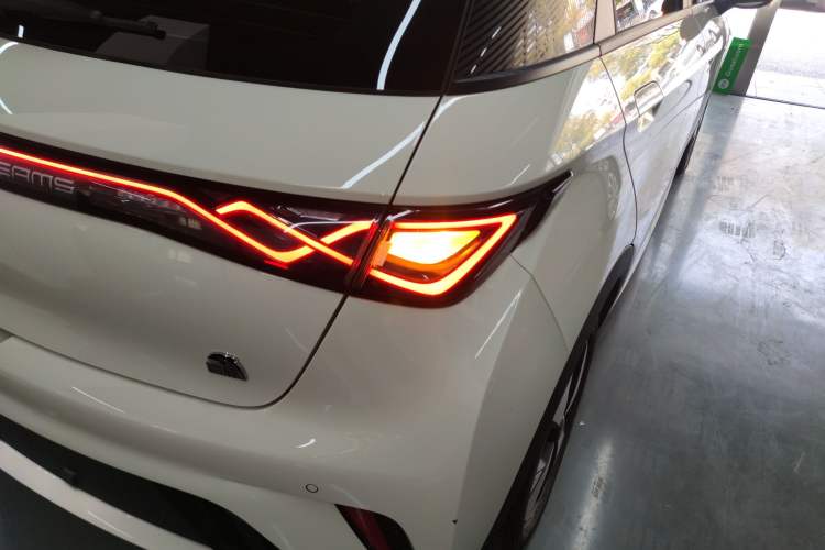 Used BYD Dolphin 2023 420 km Fashion Edition