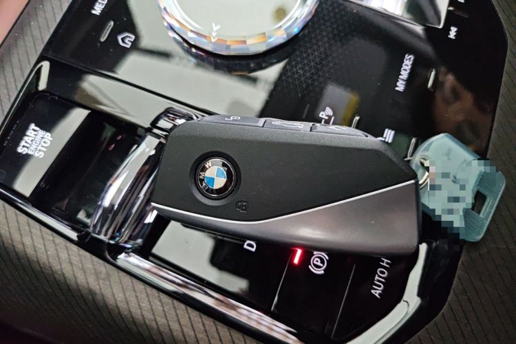 Used BMW X3 2025 xDrive30L Luxury Edition M Sport Package Vehicle Key