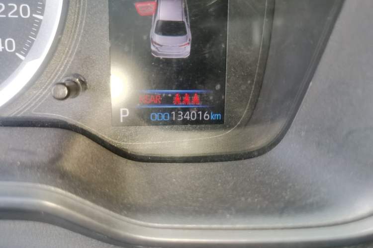 Used Toyota Corolla 2019 Dual-Engine 1.8L E-CVT GL-i Elite Edition Odometer Close Up