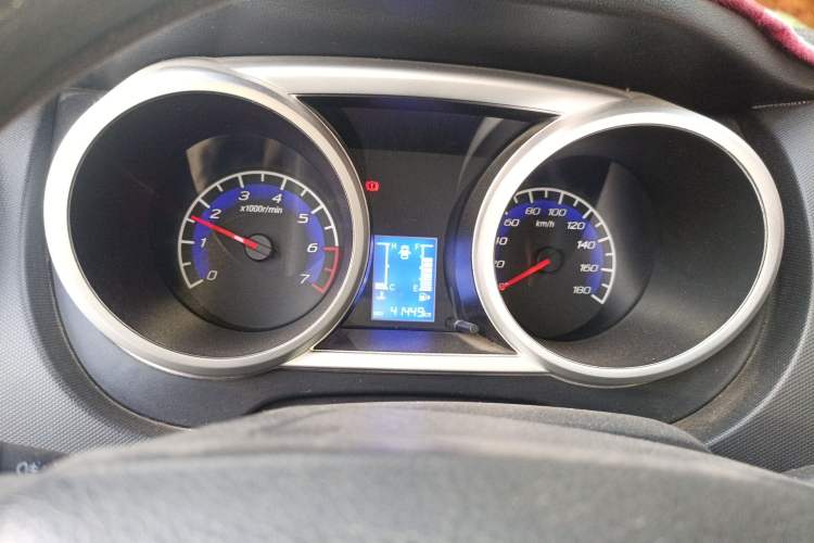 Used CHANGAN KAICHENG Ounuo S 2014 1.5L Base Version Instrument Cluster