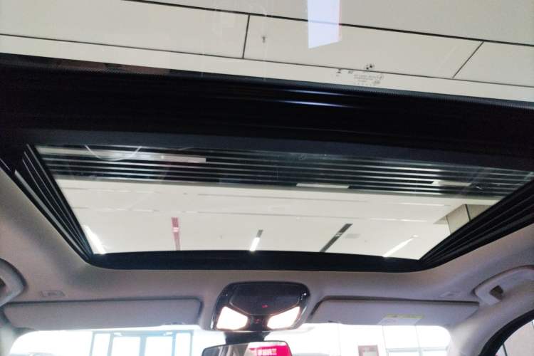 Used BMW i3 2022 eDrive 35 L
