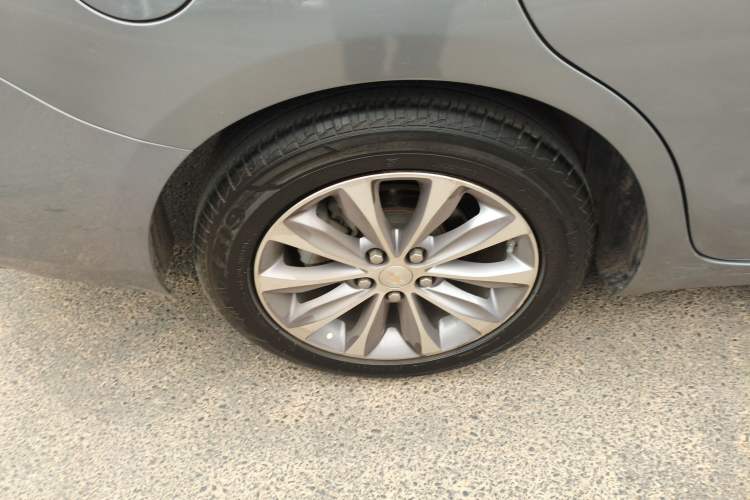 Used Chevrolet Monza 2021 320 Automatic Enjoyment Sunroof Edition