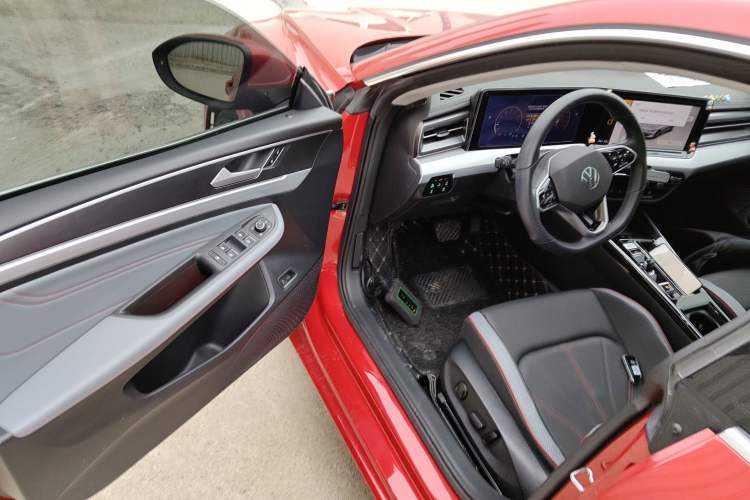 Used Volkswagen Lamando 2023 Lavida L 280TSI DSG Cool & Spicy Edition Driver Seat