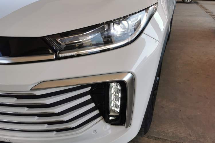 Used EXEED Lingyun 2024 300T Two-Wheel Drive Starlight Edition
