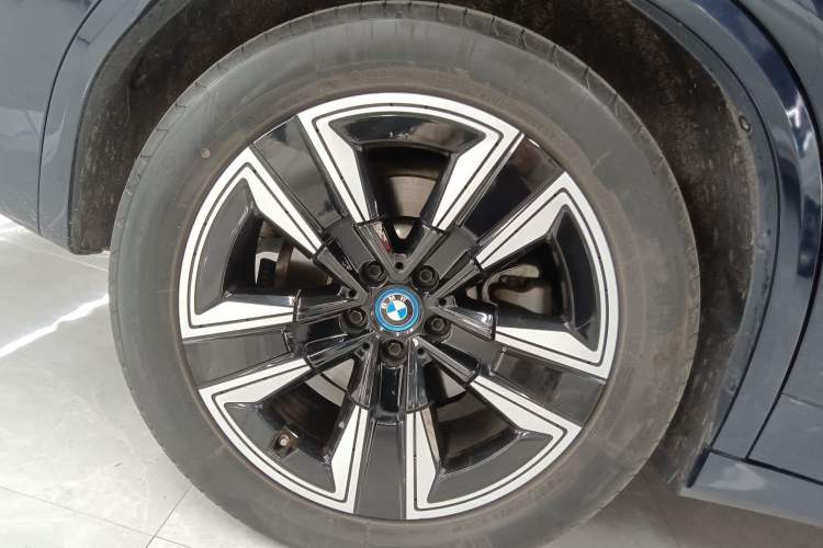 Used BMW iX3 2022 Updated Leading Version Right Rear Wheel Hub