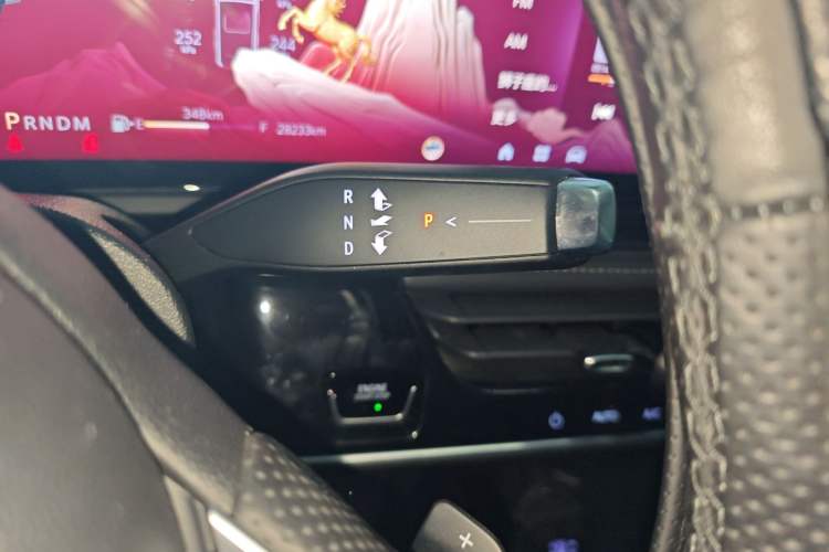 Used Buick LaCrosse 2023 28T Prestige Edition Gear Lever