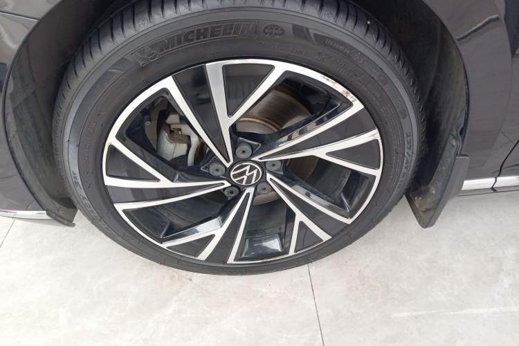 Used Volkswagen Magotan 2020 330TSI DSG Luxury Edition Exterior 4