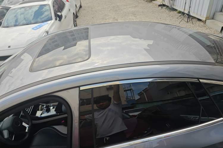 Used BYD Qin PLUS 2021 DM-i 55KM Flagship Model Roof