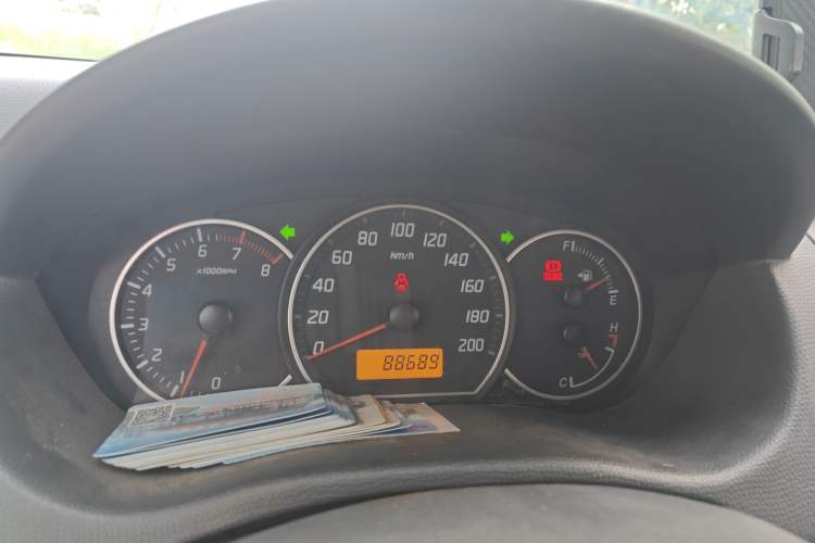 Used Suzuki Swift 2013 1.5L Manual 20th Anniversary Limited Edition