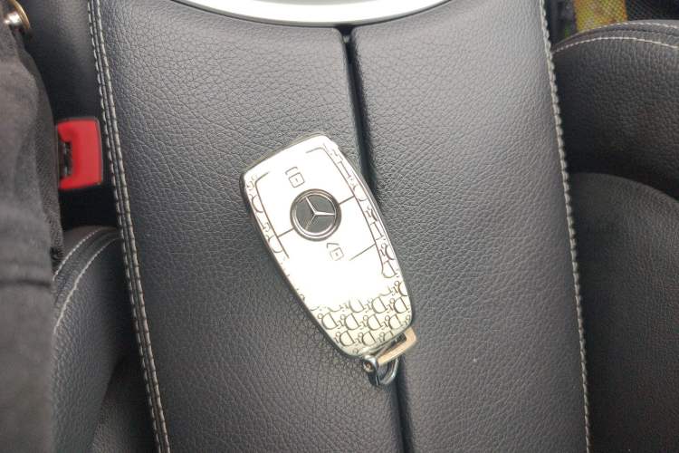 Used Mercedes-Benz C-Class 2020 Restyled C 200 L Fashion Edition Sport Version Vehicle Key