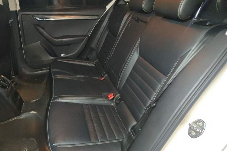 Used Skoda Octavia 2017 1.6L Automatic Smart Drive Edition