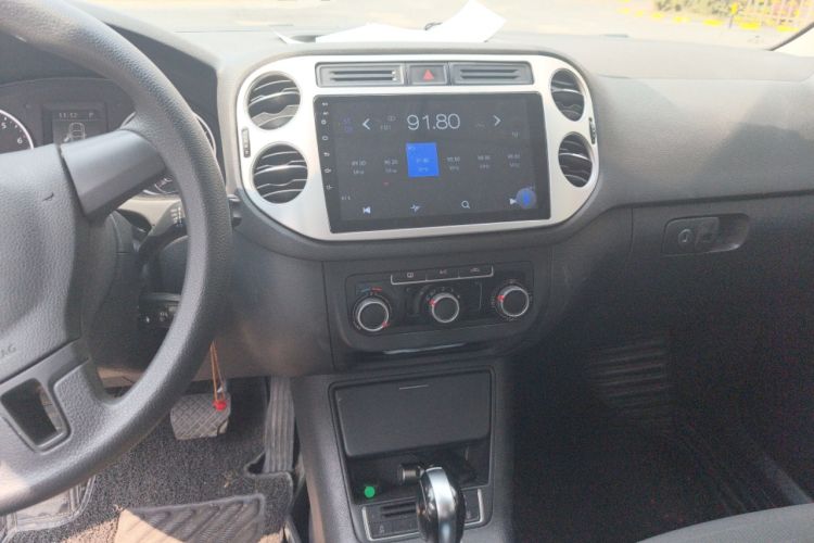 Used Volkswagen Tiguan 2015 1.8TSI Automatic Two-Wheel Drive Trend Edition Audio And AC Panel