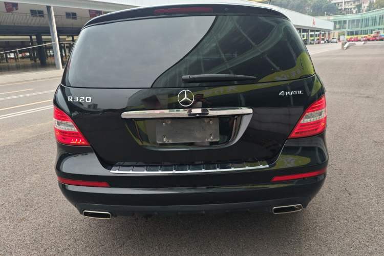 Used Mercedes-Benz R-Class 2017 R 320 4MATIC Business Edition Prestige Model Rear