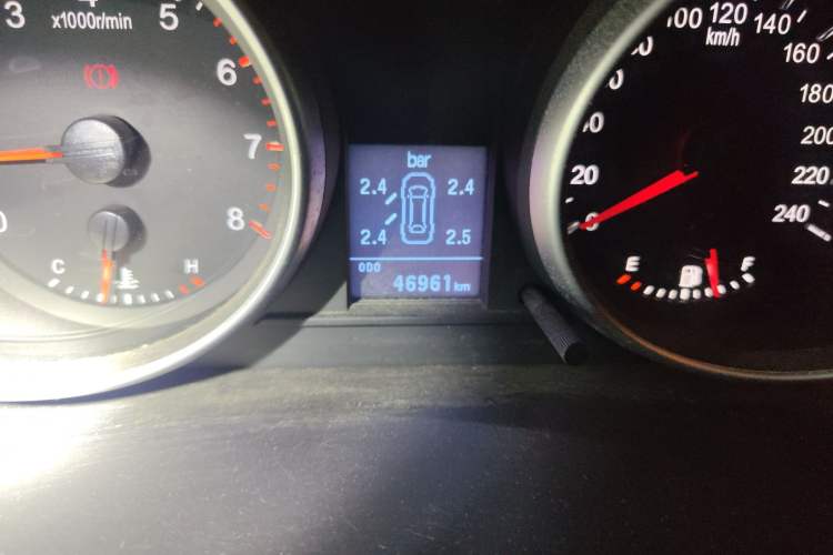 Used Haval H6 2015 Upgraded Model 1.5T Manual Two-Wheel Drive Elite Version