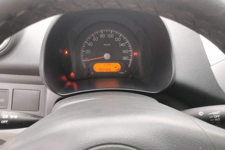 Used Suzuki Alto 2013 Revised Version 1.0L Manual Comfort Edition
