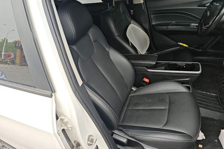 Used NETA V 2022 Chao 400 Right Front Seat